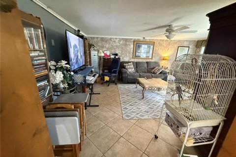 Casa en venta en Deltona, Florida, 2 dormitorios, 167.22 m2 № 2387721 - foto 22
