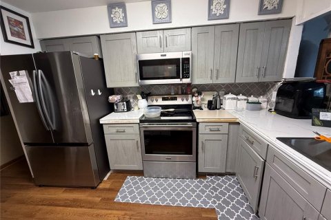 Casa en venta en Deltona, Florida, 2 dormitorios, 167.22 m2 № 2387721 - foto 9