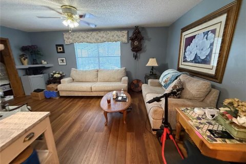 Casa en venta en Deltona, Florida, 2 dormitorios, 167.22 m2 № 2387721 - foto 16