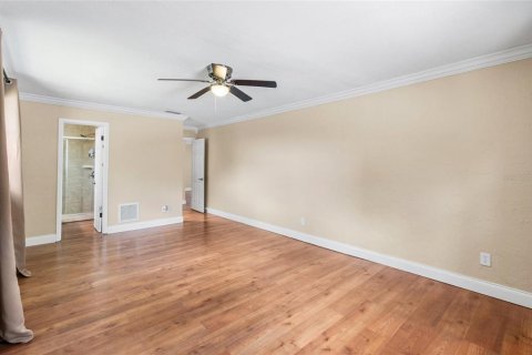 House in Largo, Florida 3 bedrooms, 171.87 sq.m. № 2314620 - photo 26