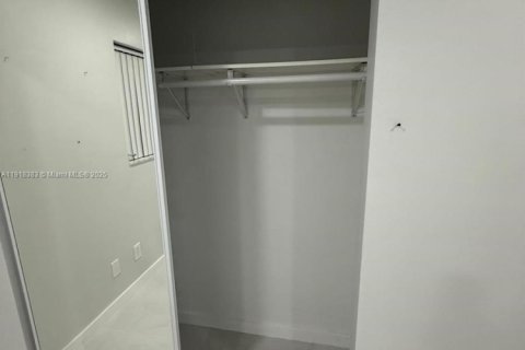 Condo in Davie, Florida, 2 bedrooms  № 1973084 - photo 4