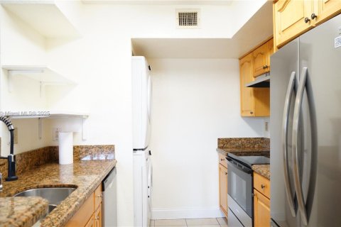 Condominio en venta en Miami, Florida, 3 dormitorios, 91.69 m2 № 1980168 - foto 5