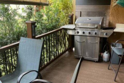 Condominio en venta en Hialeah, Florida, 2 dormitorios, 96.43 m2 № 2025650 - foto 17