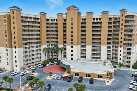 Condo in Daytona Beach Shores, Florida, 3 bedrooms  № 2100967
