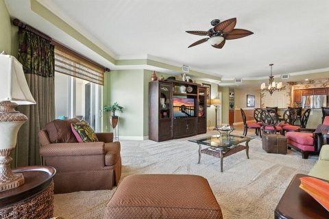 Condo in Daytona Beach Shores, Florida, 3 bedrooms  № 2100967 - photo 9