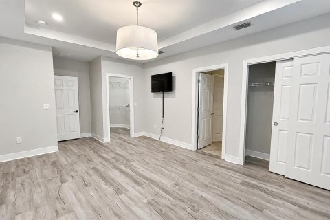 Casa en venta en Riverview, Florida, 6 dormitorios, 378.39 m2 № 2207242 - foto 13