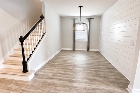 Casa en venta en Riverview, Florida, 6 dormitorios, 378.39 m2 № 2207242 - foto 4
