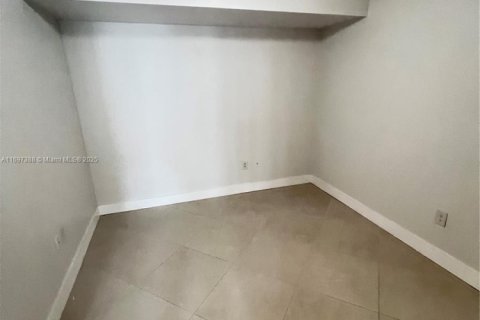 Снять в аренду кондоминиум в Плантация, Флорида 2 спальни, 124.02м2, № 1958404 - фото 10