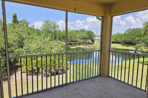 Condo in Venice, Florida, 2 bedrooms  № 2113221 - photo 11