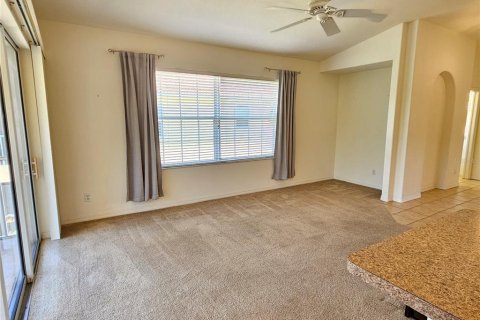 Condo in Venice, Florida, 2 bedrooms  № 2113221 - photo 15