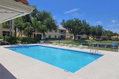Condo in Venice, Florida, 2 bedrooms  № 2113221 - photo 2