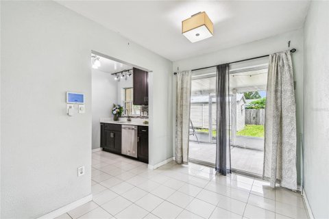 Casa en venta en Fern Park, Florida, 2 dormitorios, 78.97 m2 № 1909961 - foto 10