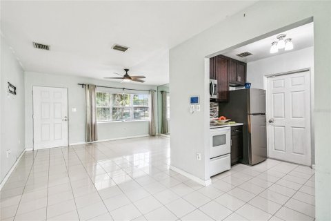 Casa en venta en Fern Park, Florida, 2 dormitorios, 78.97 m2 № 1909961 - foto 14