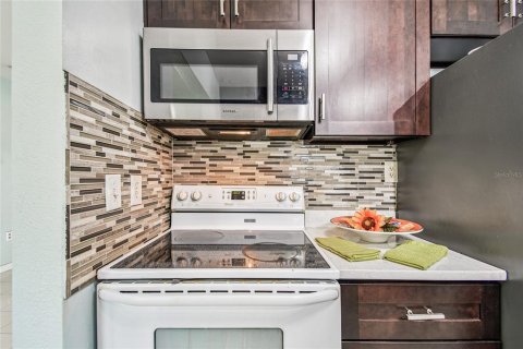 Casa en venta en Fern Park, Florida, 2 dormitorios, 78.97 m2 № 1909961 - foto 16