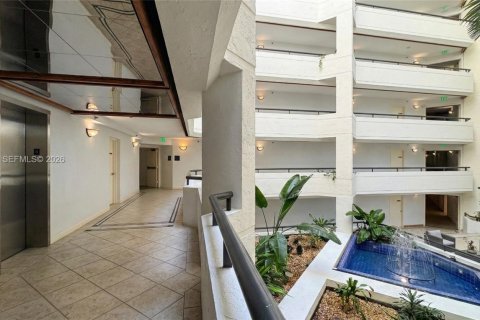 Copropriété à vendre à Key Biscayne, Floride: 2 chambres, 133.31 m2 № 2026981 - photo 23