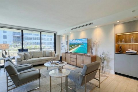 Condo à Key Biscayne, Floride, 2 chambres  № 2026981