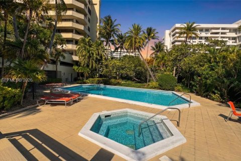 Copropriété à vendre à Key Biscayne, Floride: 2 chambres, 133.31 m2 № 2026981 - photo 27