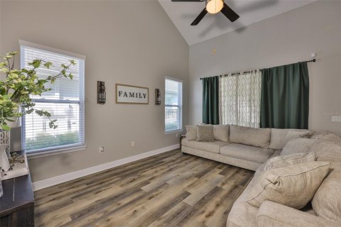 Villa ou maison à vendre à Tampa, Floride: 4 chambres, 253.9 m2 № 2225486 - photo 8