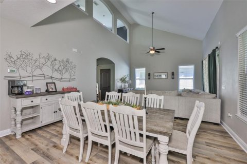 Villa ou maison à vendre à Tampa, Floride: 4 chambres, 253.9 m2 № 2225486 - photo 9