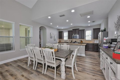 Villa ou maison à vendre à Tampa, Floride: 4 chambres, 253.9 m2 № 2225486 - photo 10