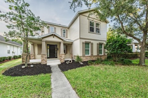 House in Tampa, Florida 4 bedrooms, 253.9 sq.m. № 2225486