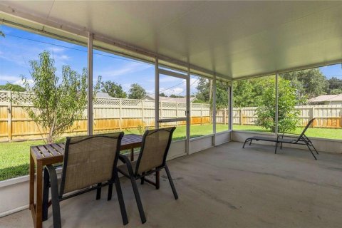 Villa ou maison à vendre à Cocoa, Floride: 3 chambres, 188.59 m2 № 2418994 - photo 28