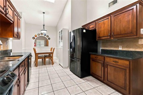 Villa ou maison à vendre à Cocoa, Floride: 3 chambres, 188.59 m2 № 2418994 - photo 12