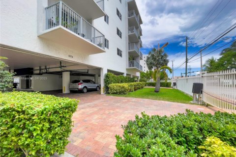 Condominio en alquiler en Miami Beach, Florida, 1 dormitorio, 65.59 m2 № 1951964 - foto 18