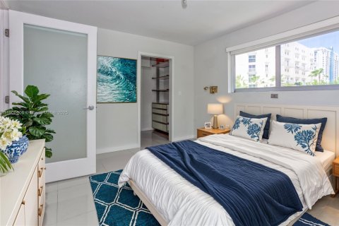 Condominio en alquiler en Miami Beach, Florida, 1 dormitorio, 65.59 m2 № 1951964 - foto 9