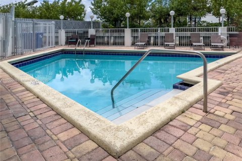 Condominio en alquiler en Miami Beach, Florida, 1 dormitorio, 65.59 m2 № 1951964 - foto 15
