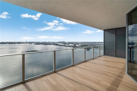 Copropriété à vendre à Miami, Floride: 3 chambres, 152.64 m2 № 1961401 - photo 3