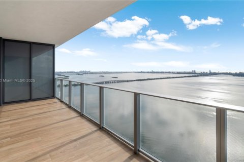 Copropriété à vendre à Miami, Floride: 3 chambres, 152.64 m2 № 1961401 - photo 30