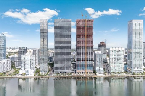 Copropriété à vendre à Miami, Floride: 3 chambres, 152.64 m2 № 1961401 - photo 1