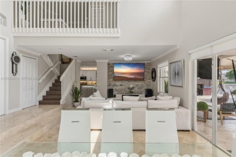 Купить виллу или дом в Майами, Флорида 3 спальни, 205.13м2, № 2085414 - фото 10