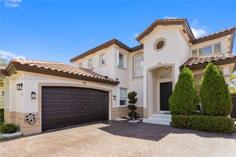 Villa ou maison à Miami, Floride 3 chambres, 205.13 m2 № 2085414