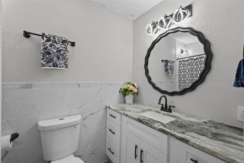 House in Tampa, Florida 3 bedrooms, 202.43 sq.m. № 1796006 - photo 30