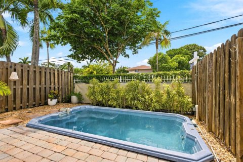 Townhouse in Fort Lauderdale, Florida 3 bedrooms, 155.98 sq.m. № 2086372 - photo 22