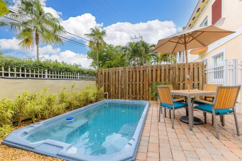 Townhouse in Fort Lauderdale, Florida 3 bedrooms, 155.98 sq.m. № 2086372 - photo 23