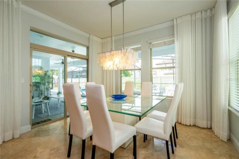 Villa ou maison à vendre à Orlando, Floride: 7 chambres, 490.52 m2 № 2287445 - photo 17