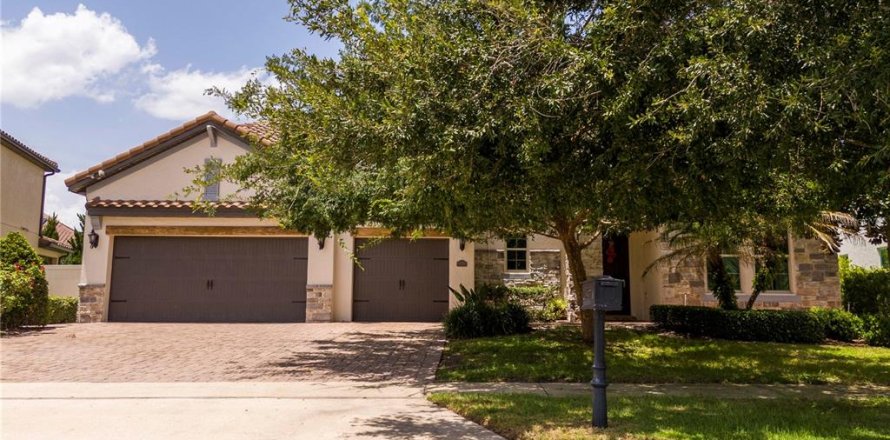 Villa ou maison à Orlando, Floride 7 chambres, 490.52 m2 № 2287445