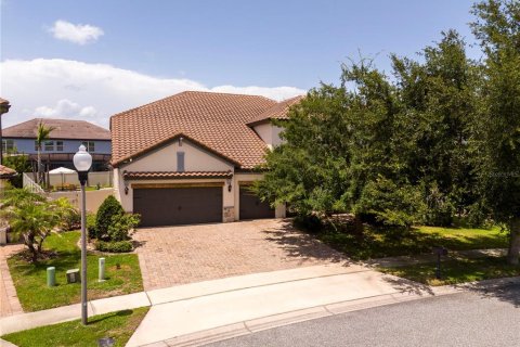 Villa ou maison à vendre à Orlando, Floride: 7 chambres, 490.52 m2 № 2287445 - photo 2