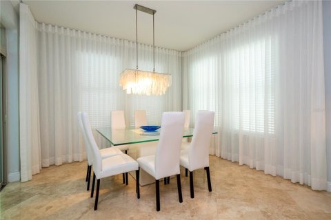Villa ou maison à vendre à Orlando, Floride: 7 chambres, 490.52 m2 № 2287445 - photo 19