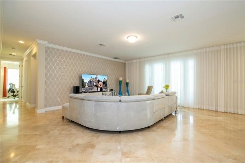 Villa ou maison à vendre à Orlando, Floride: 7 chambres, 490.52 m2 № 2287445 - photo 29