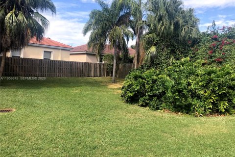 House in Cutler Bay, Florida 3 bedrooms, 130.25 sq.m. № 2080562 - photo 6