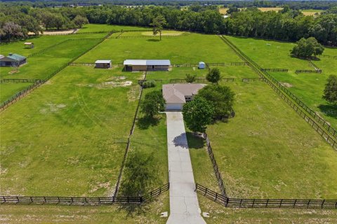 Villa ou maison à vendre à Morriston, Floride: 3 chambres, 165.46 m2 № 2129026 - photo 2