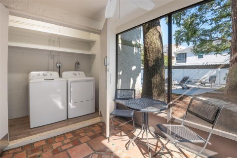 Condo in Riverview, Florida, 2 bedrooms  № 1910644 - photo 22