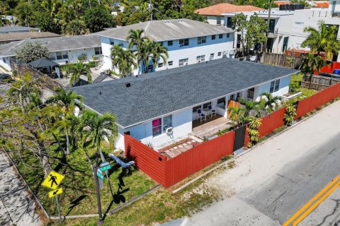 Propiedad comercial en Fort Lauderdale, Florida 170.57 m2 № 2146249