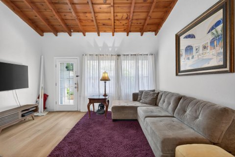 Propiedad comercial en venta en Fort Lauderdale, Florida, 170.57 m2 № 2146249 - foto 18