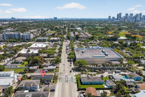 Propiedad comercial en venta en Fort Lauderdale, Florida, 170.57 m2 № 2146249 - foto 21