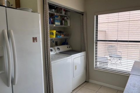 Снять в аренду виллу или дом в Тарпон-Спрингс, Флорида 2 спальни, 117.99м2, № 2094221 - фото 11